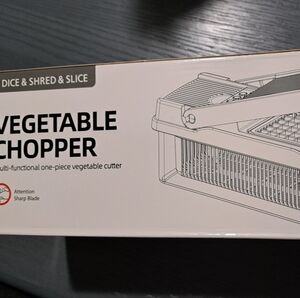 On Hold...Vegetable Chopper New